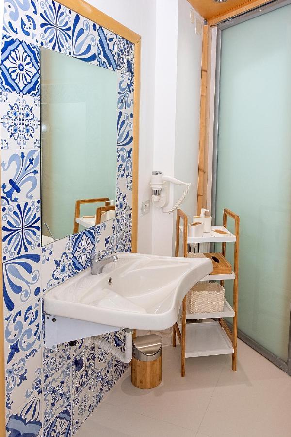 Yourhome In Vico Вико-Экуенсе Экстерьер фото