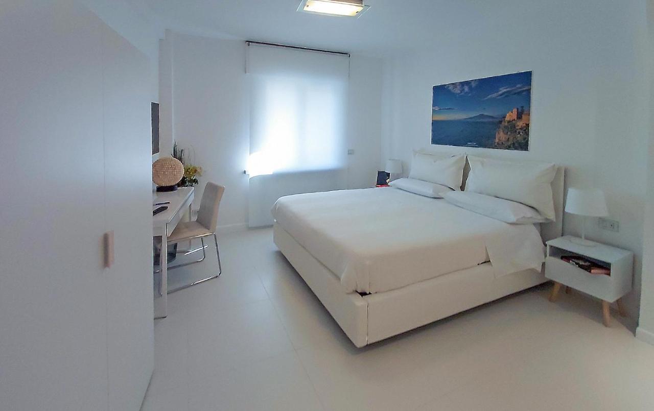 Yourhome In Vico Вико-Экуенсе Экстерьер фото
