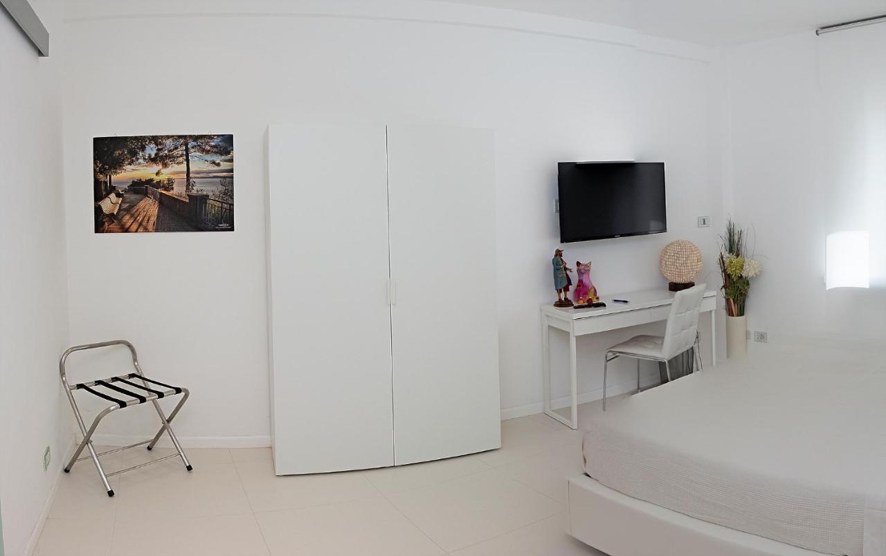 Yourhome In Vico Вико-Экуенсе Экстерьер фото
