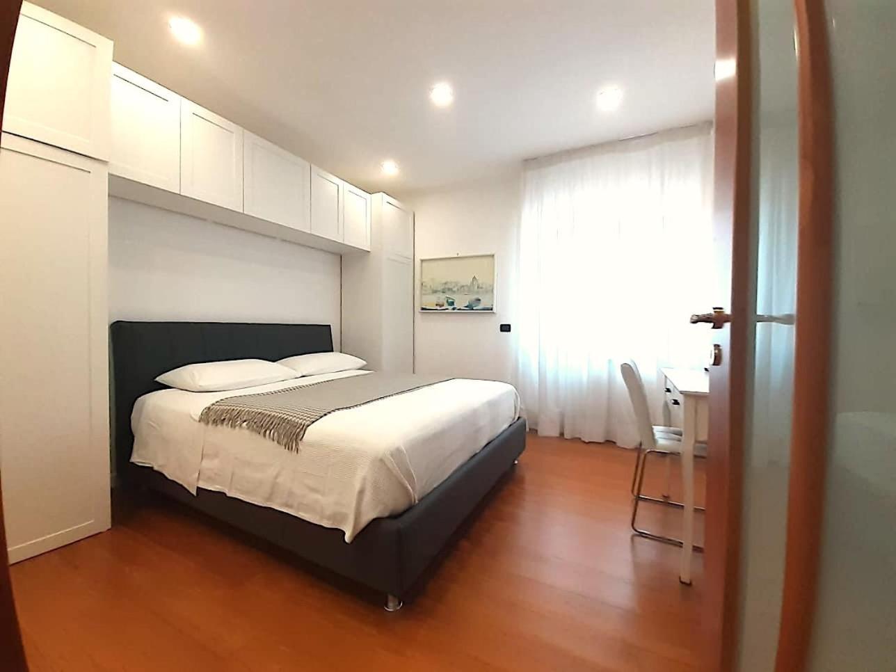 Yourhome In Vico Вико-Экуенсе Экстерьер фото
