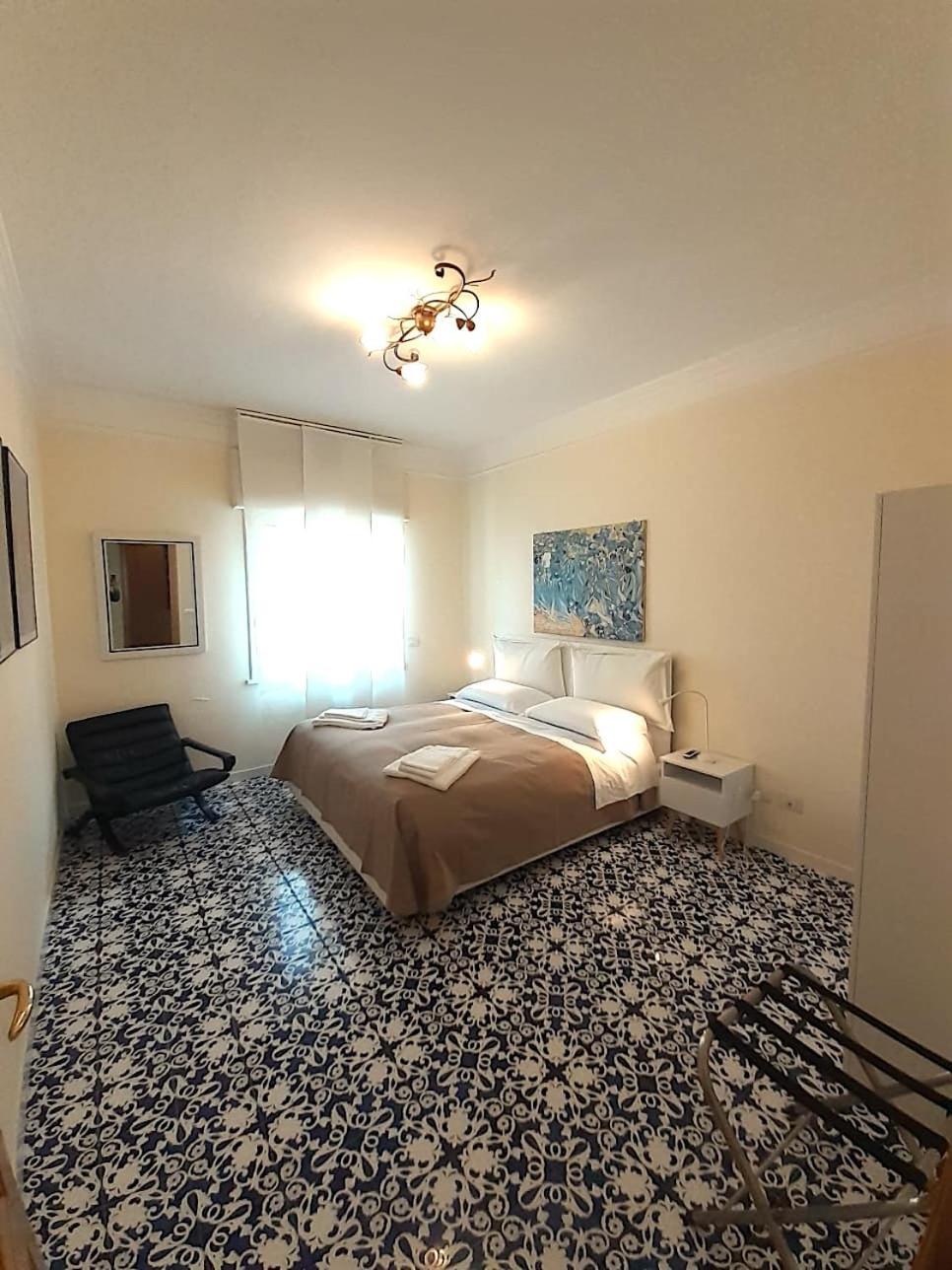 Yourhome In Vico Вико-Экуенсе Экстерьер фото