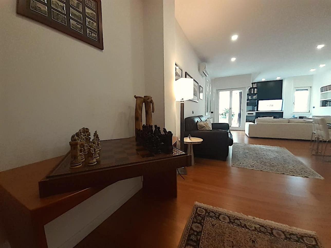 Yourhome In Vico Вико-Экуенсе Экстерьер фото