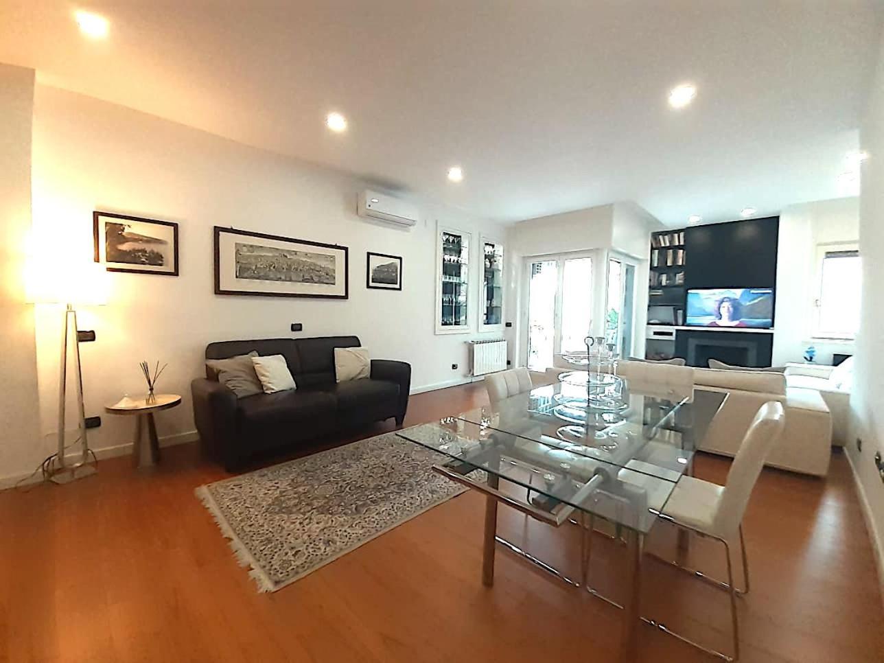 Yourhome In Vico Вико-Экуенсе Экстерьер фото