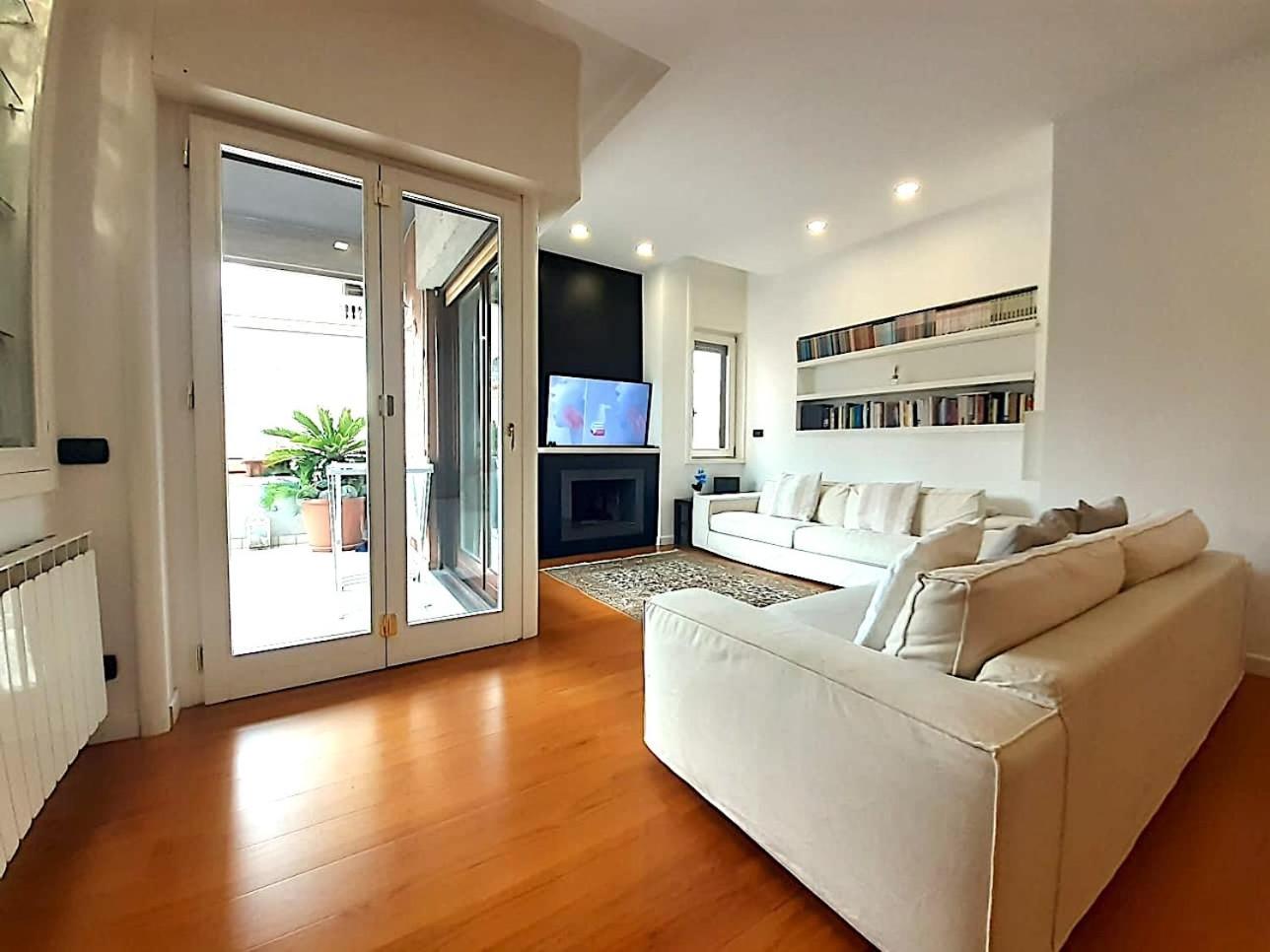 Yourhome In Vico Вико-Экуенсе Экстерьер фото